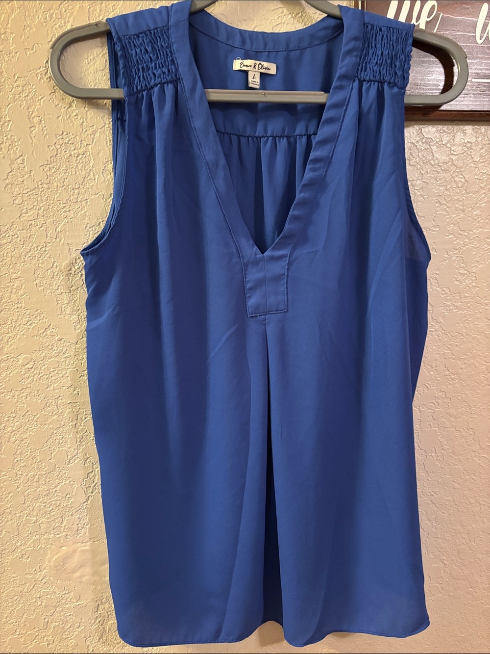 Eden & Olivia Sleeveless V-Neck Top in Royal Blue